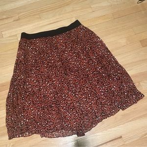 16W skirt